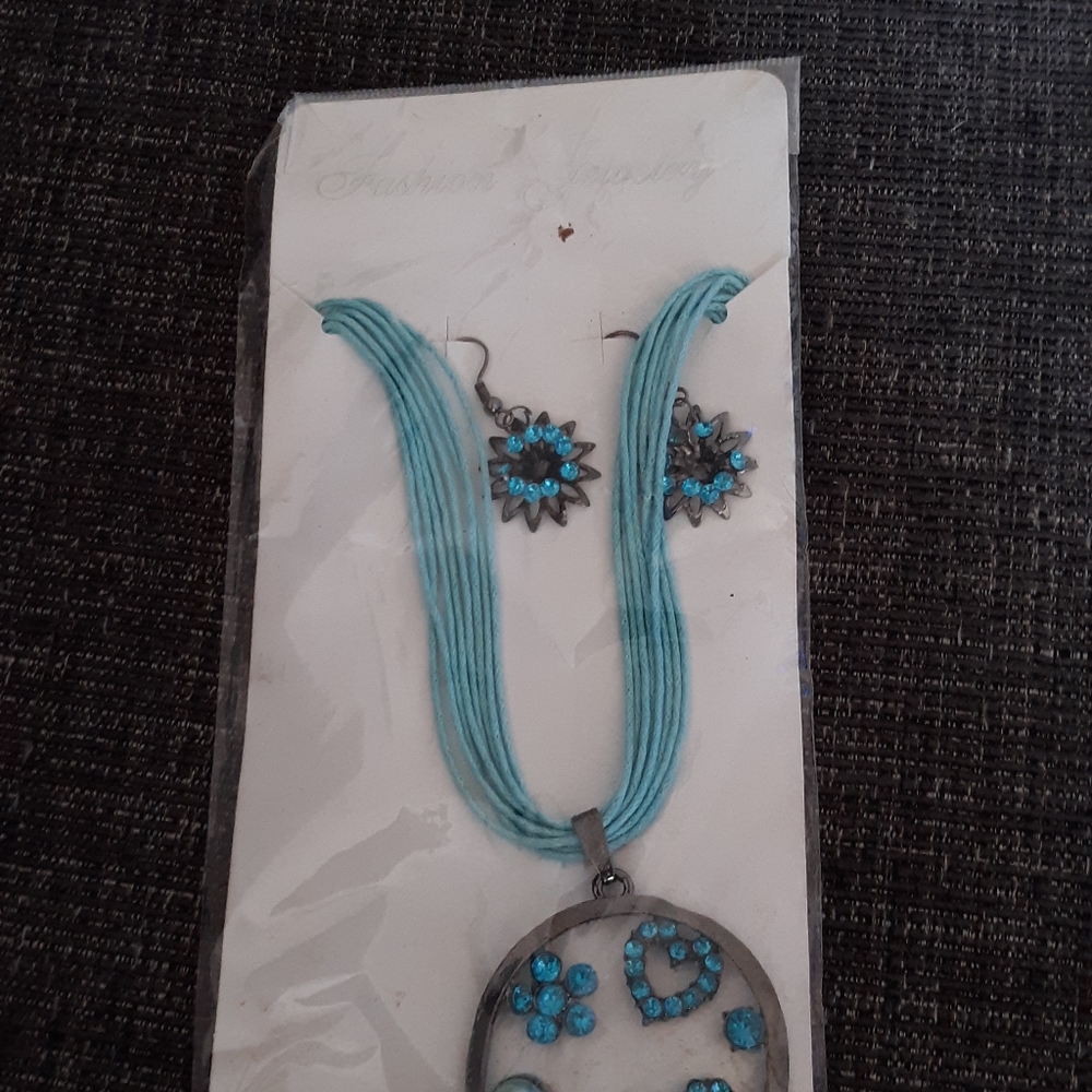 Necklaces with earrings